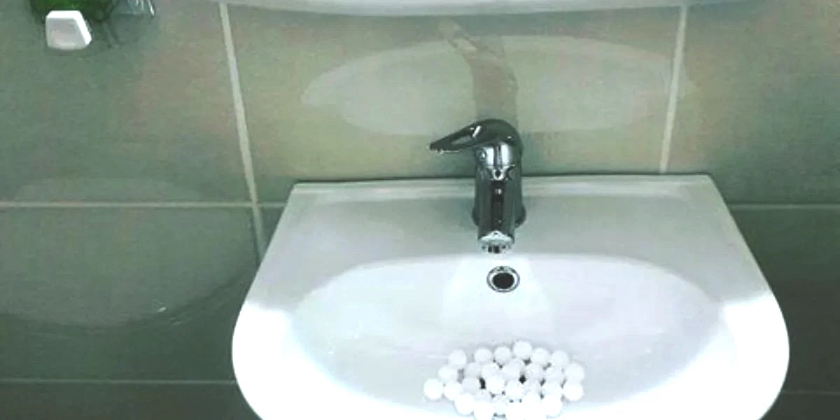 lavabo-naftalin.jpg