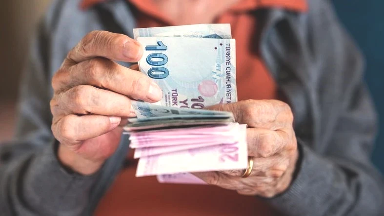 Güncel emekli promosyonu tutarları 2025 Temmuz: Kamu ve özel bankalar ne kadar promosyon veriyor? En yüksek emekli promosyonu veren bankalar - 2